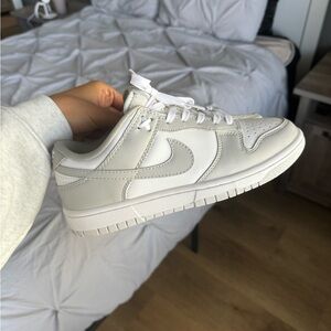 Nike Women Dunk Low ‘Photon Dust’ Size W7